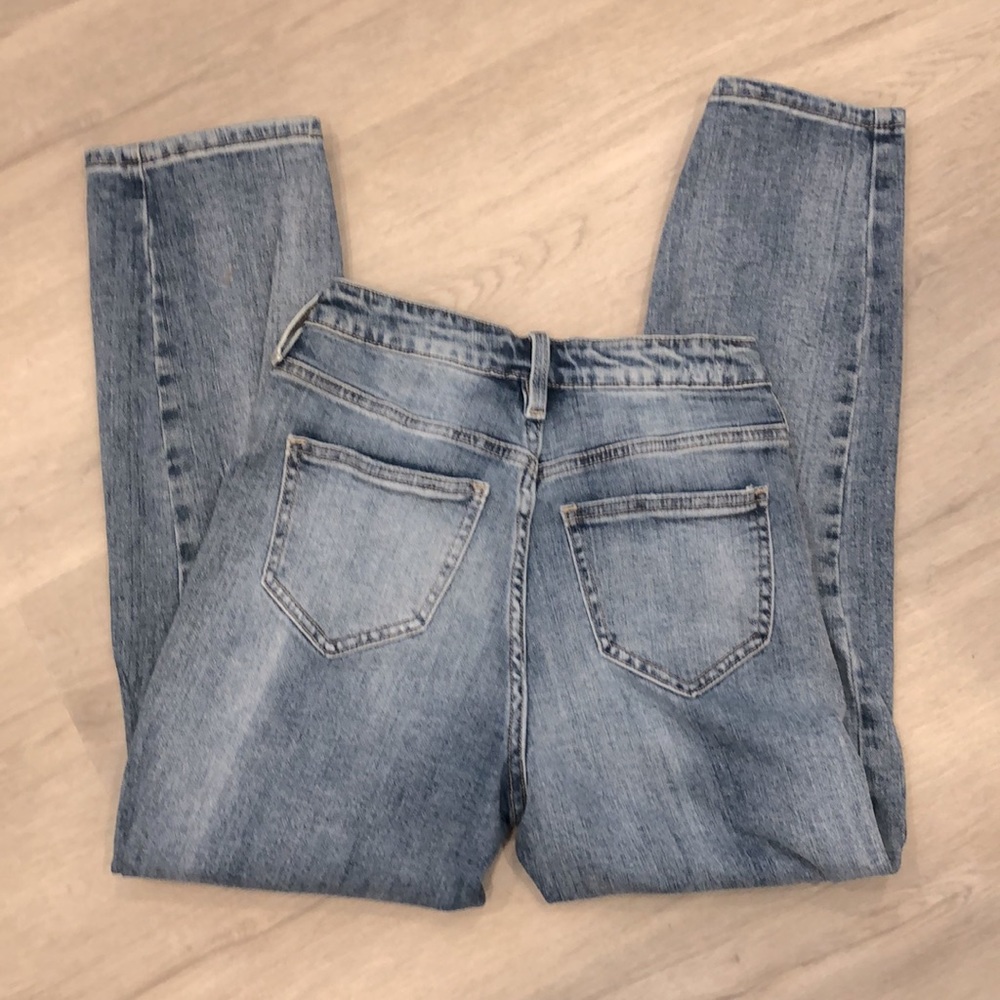 Distressed High Rise Mom Jeans - Picture 5 of 6